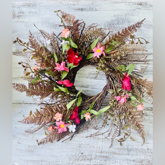 Pink Gardenia Wreath, 24” - Picture 6 of 12
